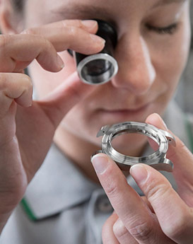 卡罗琳·卡桑德拉-成都万国手表官方售后服务中心